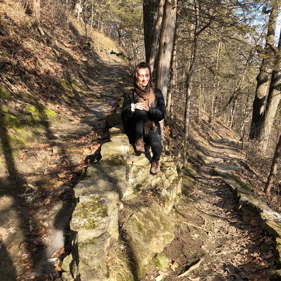 Meet your Posher, Alyssum - Picture 2 of 7